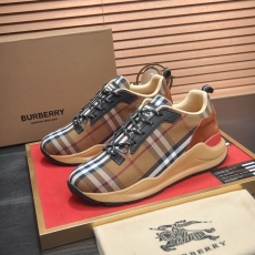 Burberry Low Shoes